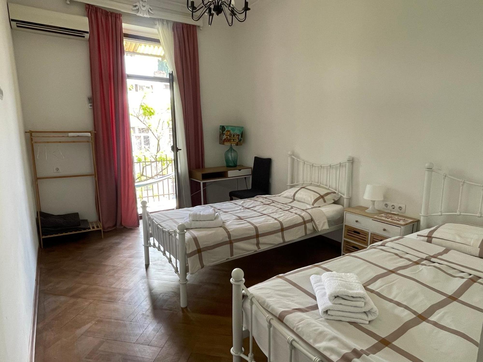 Гостевой дом 3rd Floor Тбилиси Экстерьер фото
